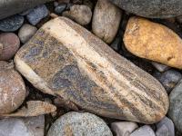 Mehrfarbige Steinansammlung